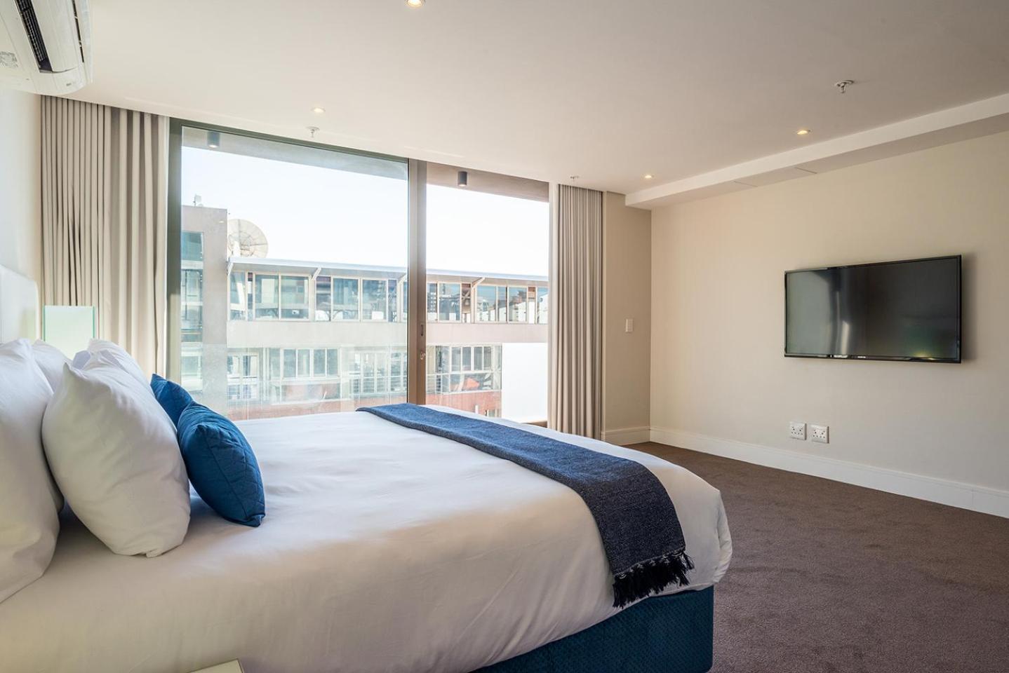 Mirage Luxury By Nivar Apartment