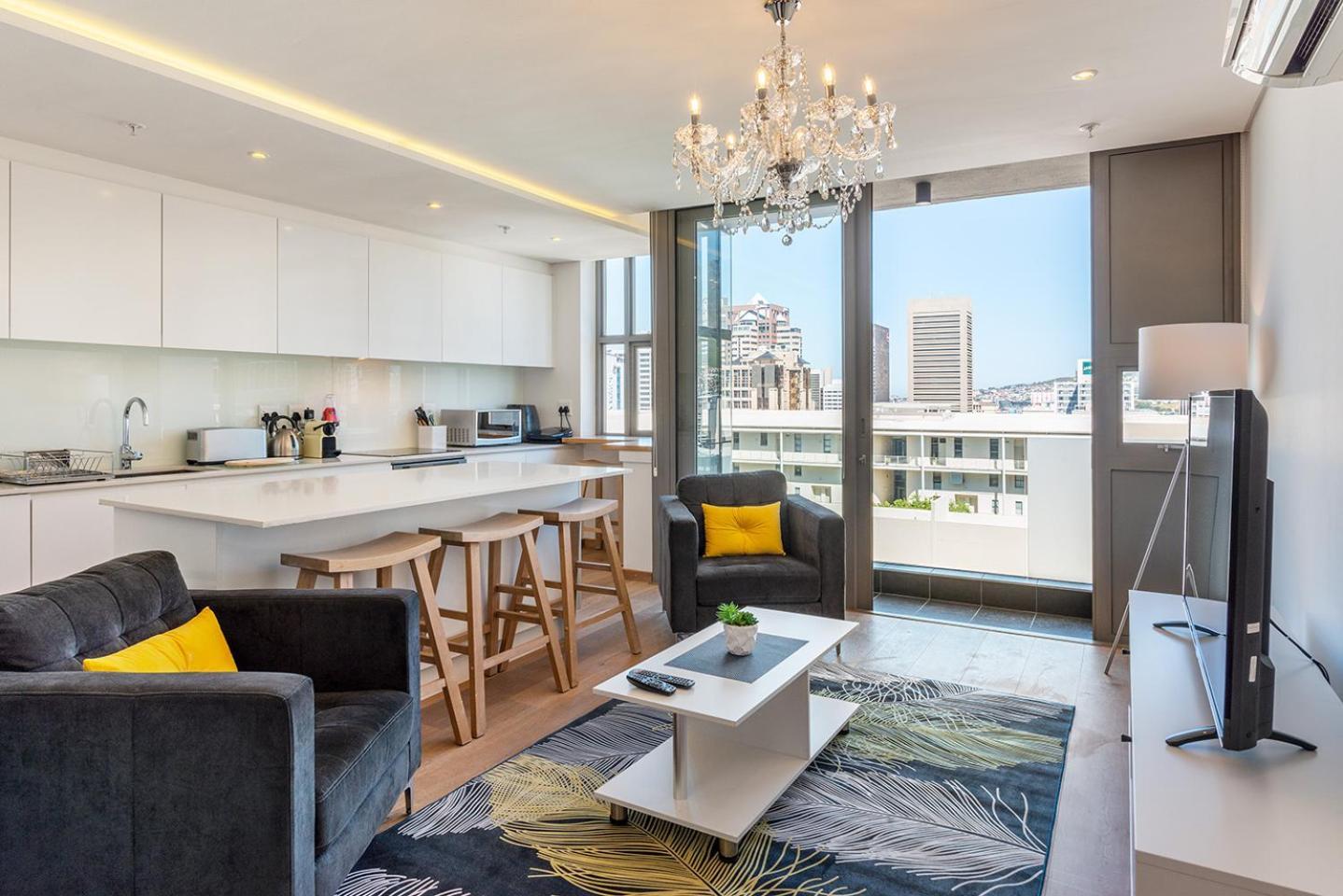 Mirage Luxury By Nivar * Kapstadt