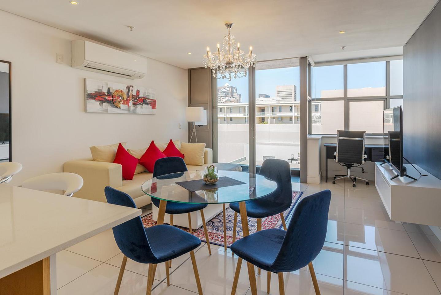 Mirage Luxury By Nivar *