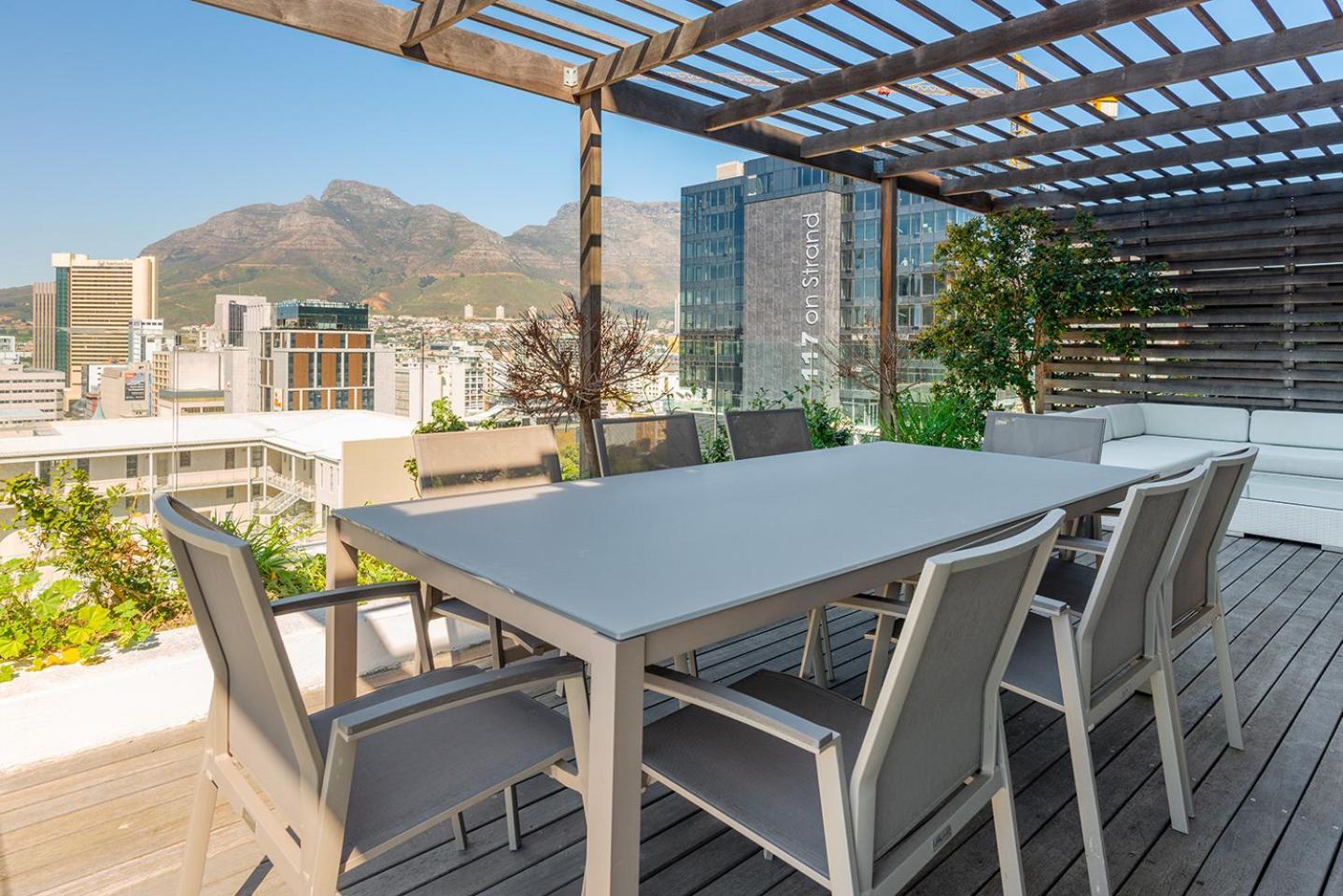 Mirage Luxury By Nivar Cape Town